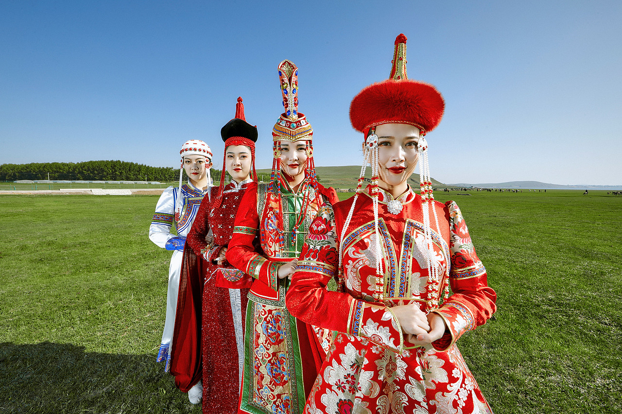 欢迎你到草原来蒙族服饰样片