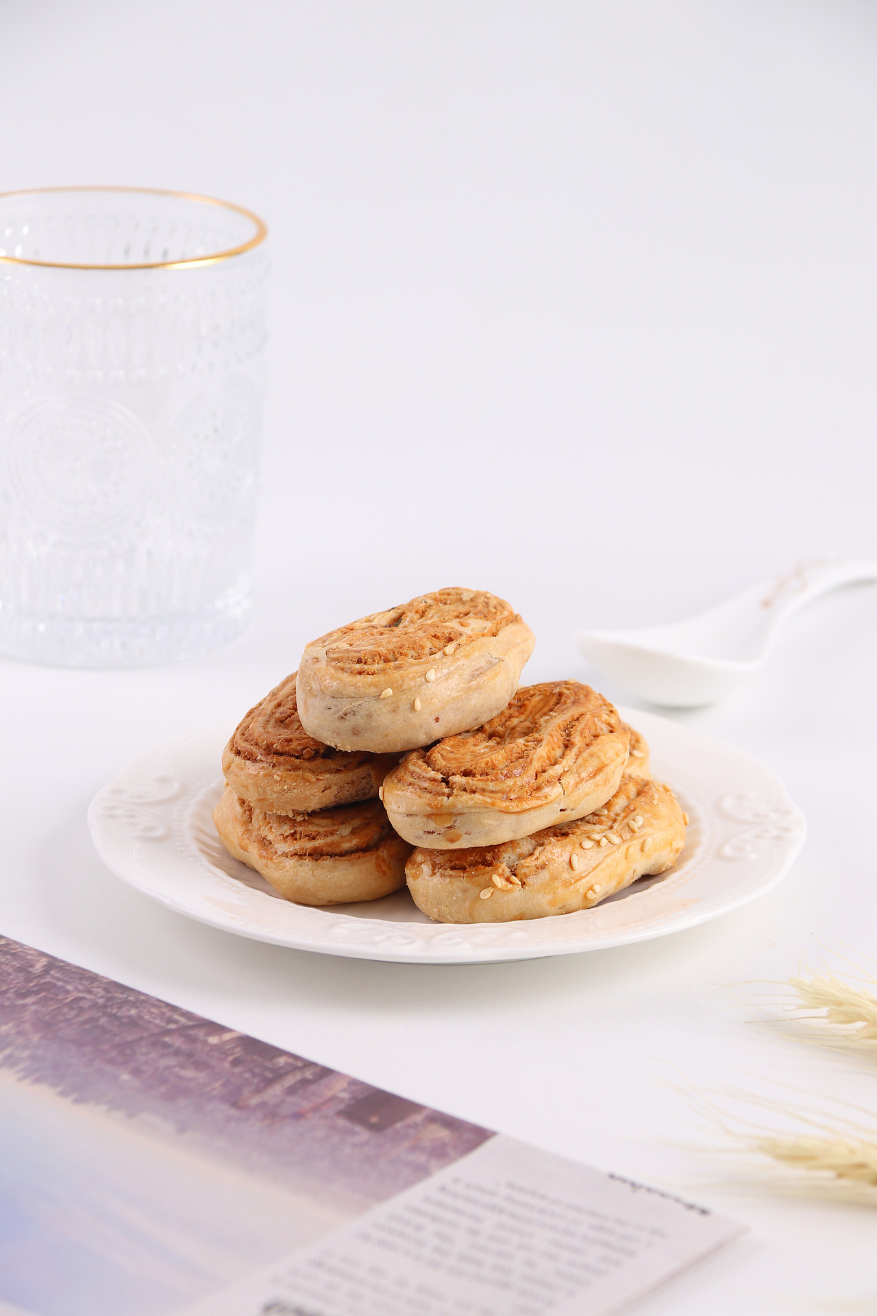 B08零食\C01-饼干膨化\V19香葱鲍鱼酥X1