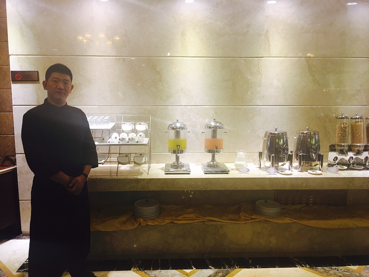 自助餐厅选址定位 餐厅档次提升 自助餐厅烤肉配方