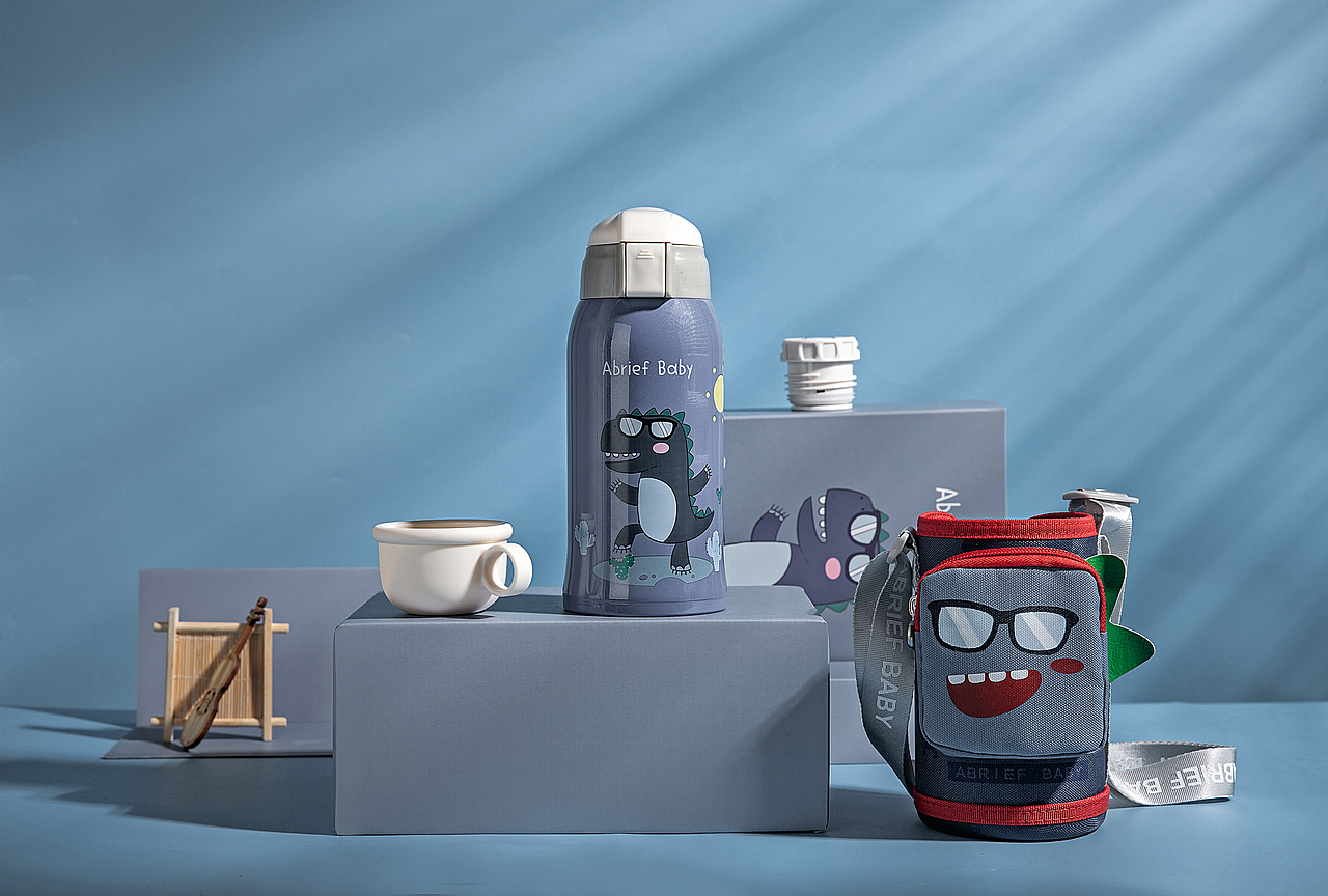 儿童杯（图ZMTgwODE2NjI0） - 产品摄影 - 站酷设计师摄影师俊哲原创素材 - 站酷ZCOOL