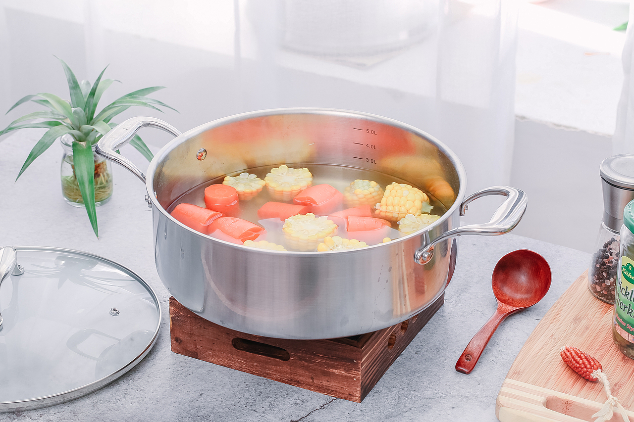 不锈钢～蒸锅（图ZMTM3MDgyOTEy） - 产品摄影 - 站酷设计师弦鸟原创素材 - 站酷ZCOOL