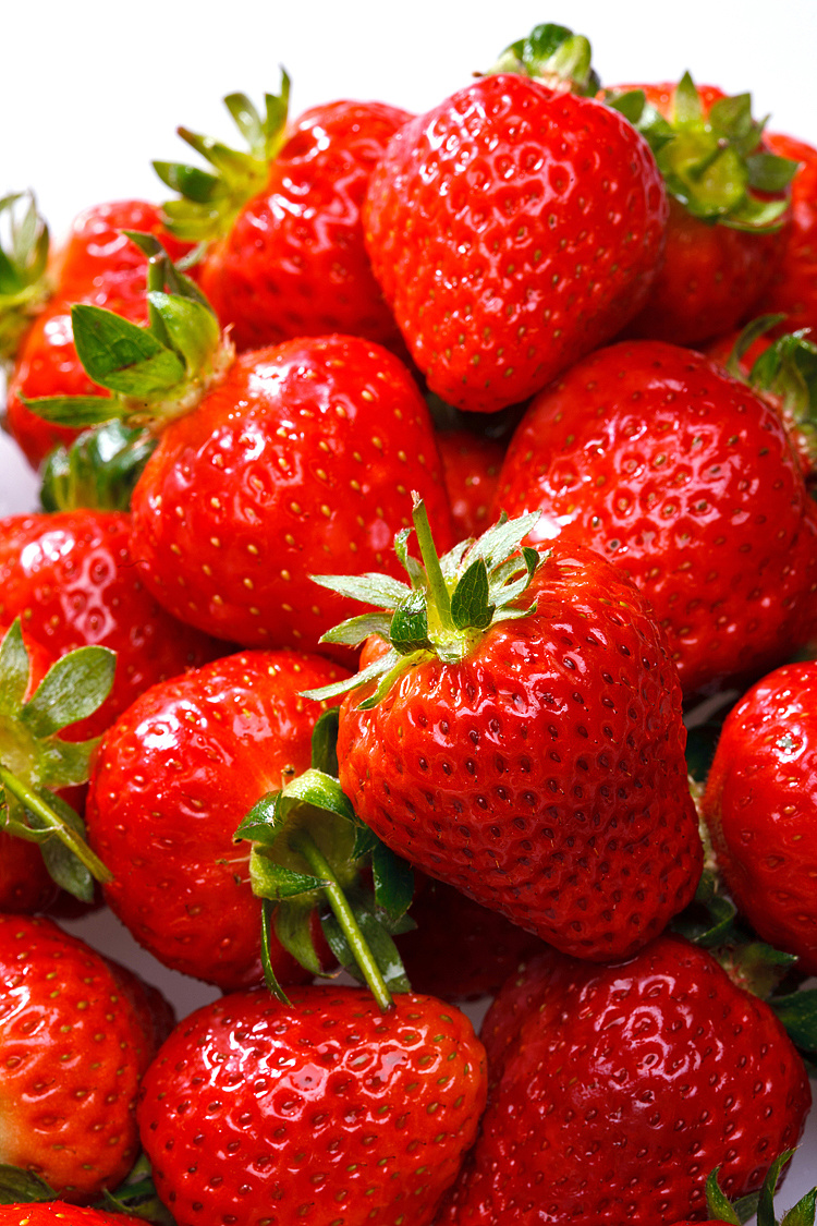 草莓创意拍摄生鲜水果拍摄电商产品拍摄mo2摩图