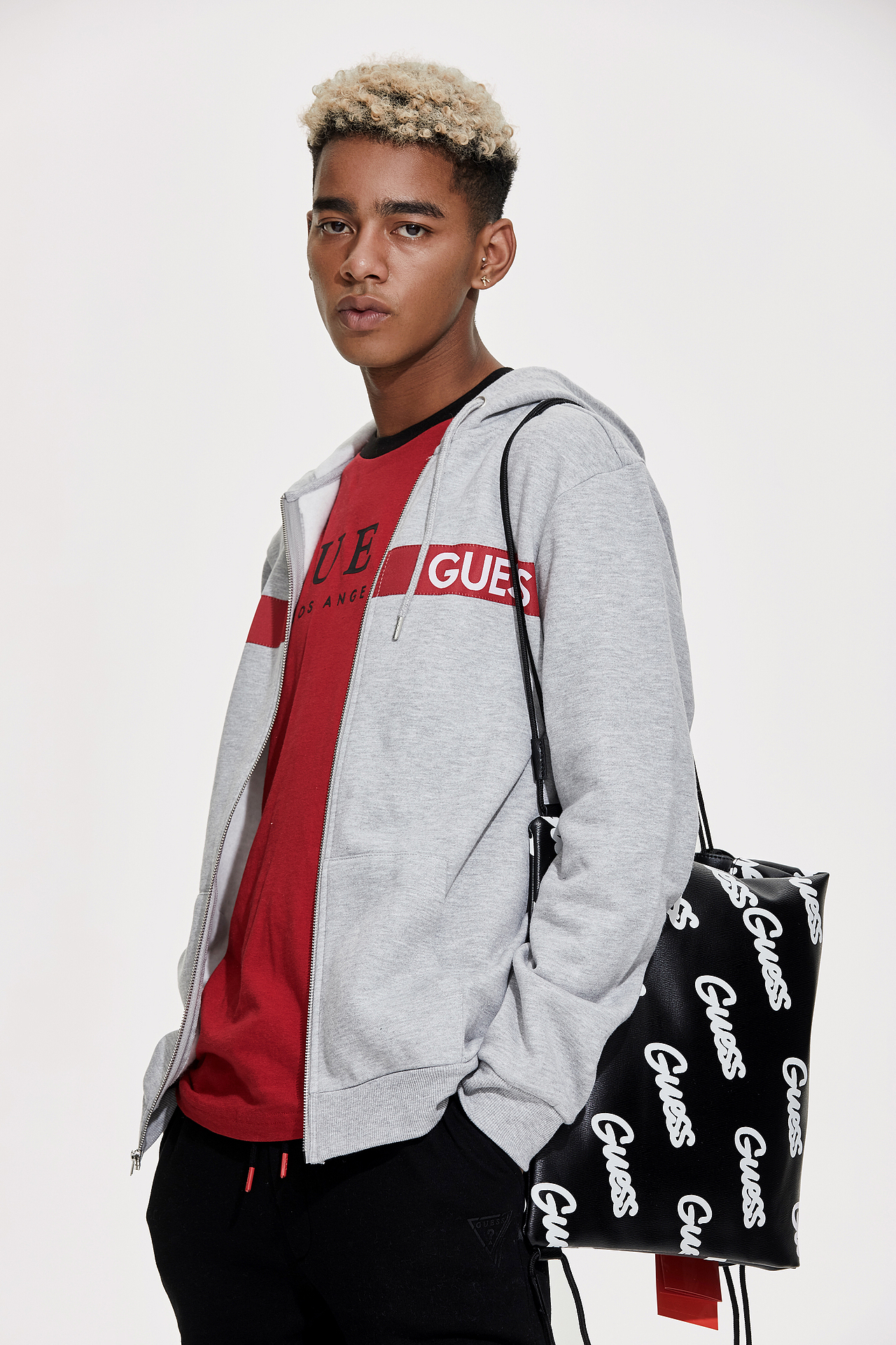GUESS · 19 A/W LOOKBOOK（图ZMjI2MzM2ODAw） - 人像摄影 - 站酷设计师欢迎来到沙之家原创素材 - 站酷ZCOOL