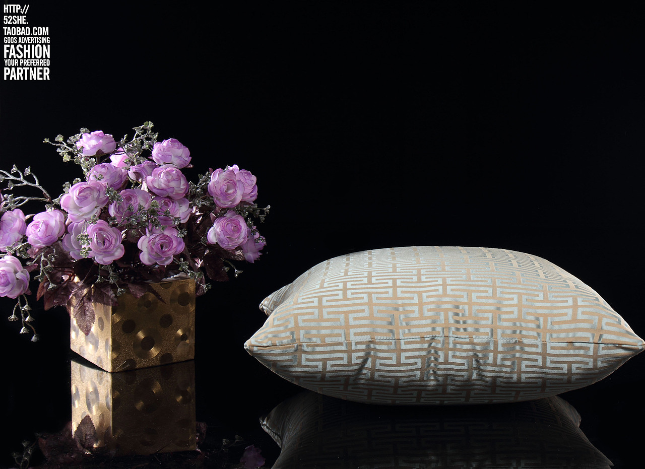 抱枕枕头黑底静物拍摄毛巾浴巾拍摄 家居家纺淘宝产品商业摄影服务（图ZMzk0MTMzMjA=） - 产品摄影 - 站酷设计师古斯广告原创素材 - 站酷ZCOOL