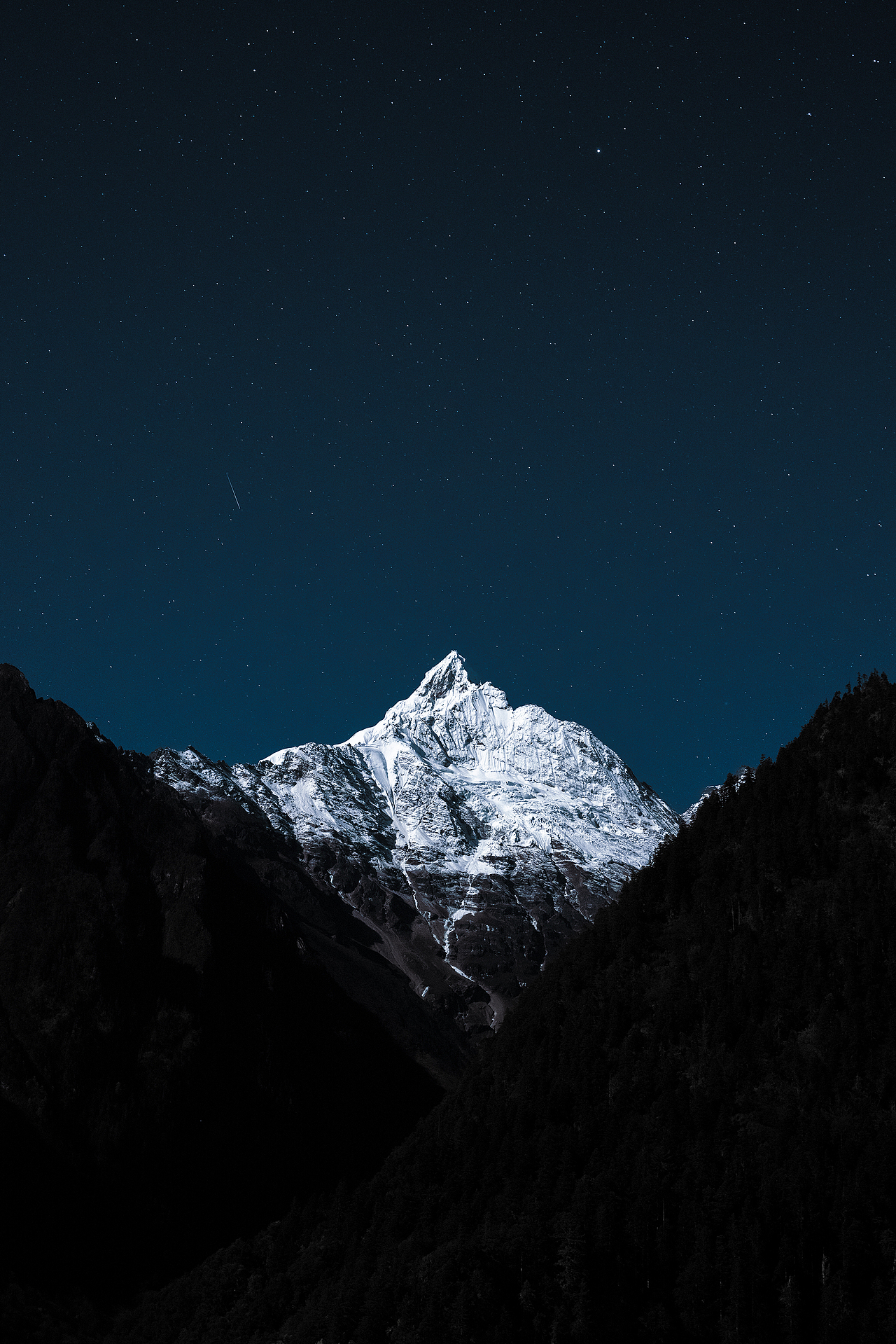 阳光照在白雪皑皑的梅里雪山（图ZMjgxNzIyMDAw） - 风光摄影 - 站酷设计师Rainlook原创素材 - 站酷ZCOOL