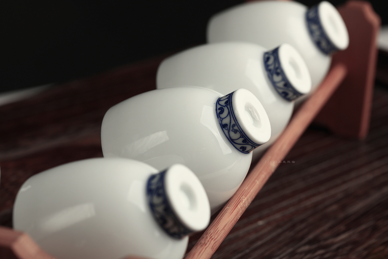 白瓷杯 禅茶杯 缠枝莲