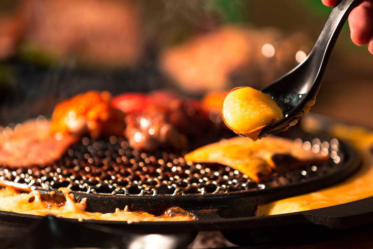 韩式无烟烧烤炉家用木炭圆形烤肉锅碳烤商用日式家庭炭火烤肉炉子-阿里巴巴