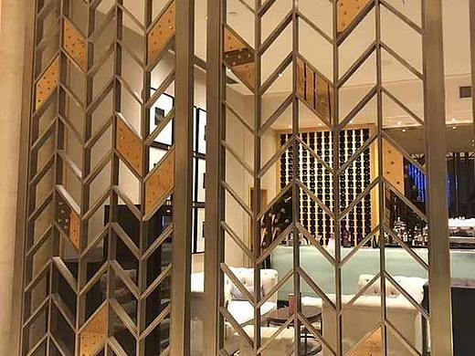 佛山众亿金属不锈钢屏风隔断