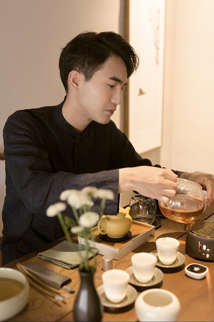 谦谦君子温如玉（图ZMjUzNTY0NjY0） - 人像摄影 - 站酷设计师三古酱原创素材 - 站酷ZCOOL