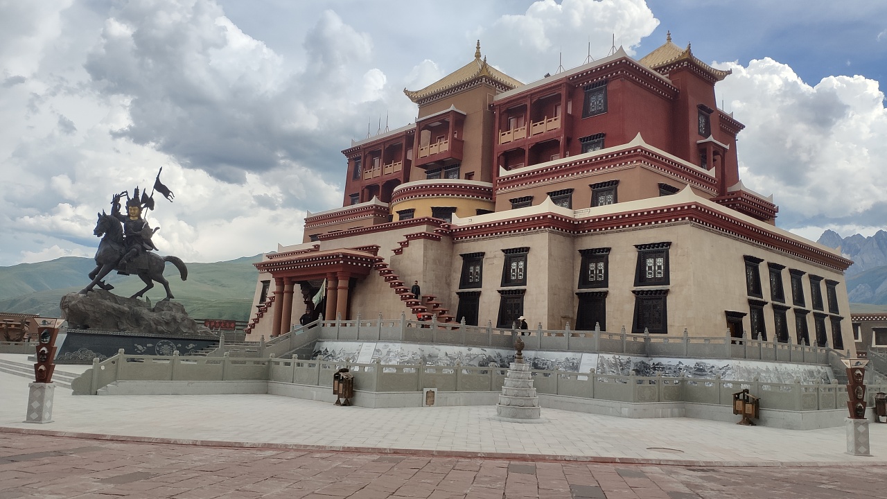 格萨尔王城|摄影|风光摄影|ganghua3795 - 原创作品 - 站酷 (zcool)
