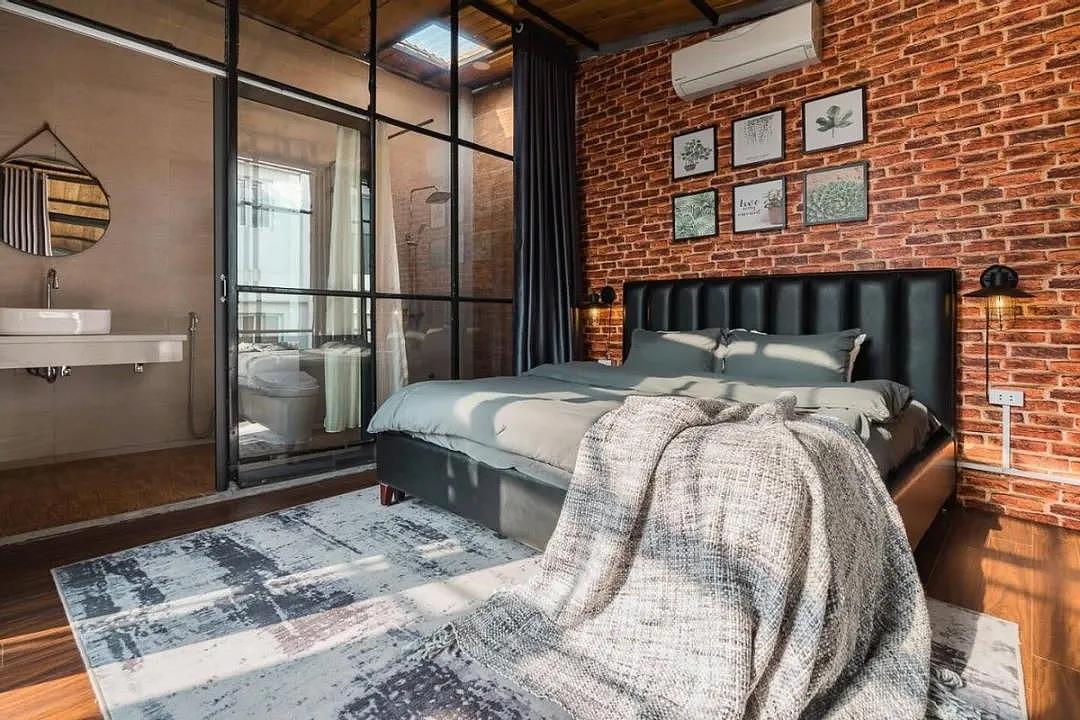 45㎡搭建悬空卧室,又有阳光房洗澡