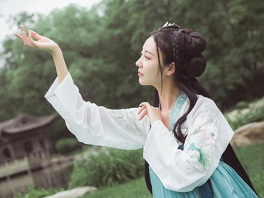 秋别梦歌——汉服摄影