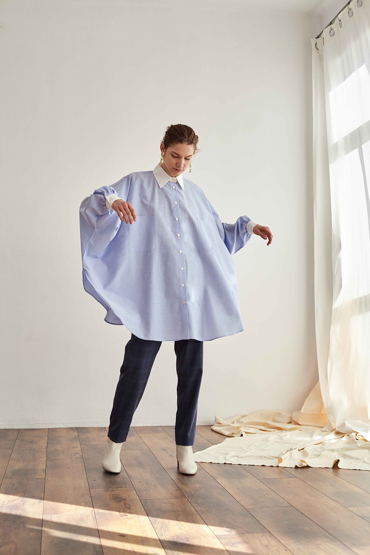 广州高级时装感外模（图ZMzQzMjM4MzU2） - 时尚/艺术摄影 - 站酷设计师模特经纪人Cici原创素材 - 站酷ZCOOL