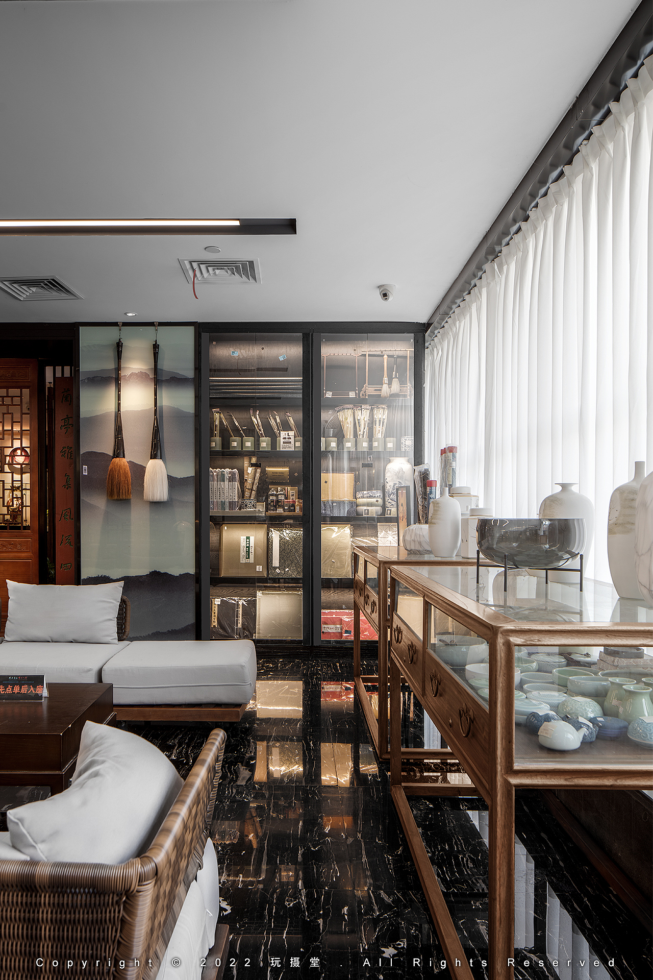 湖北省外文书店