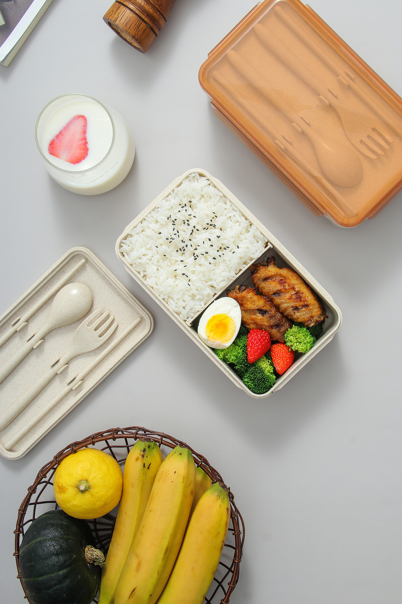 分隔饭盒拍摄 小麦饭盒套装 北欧风