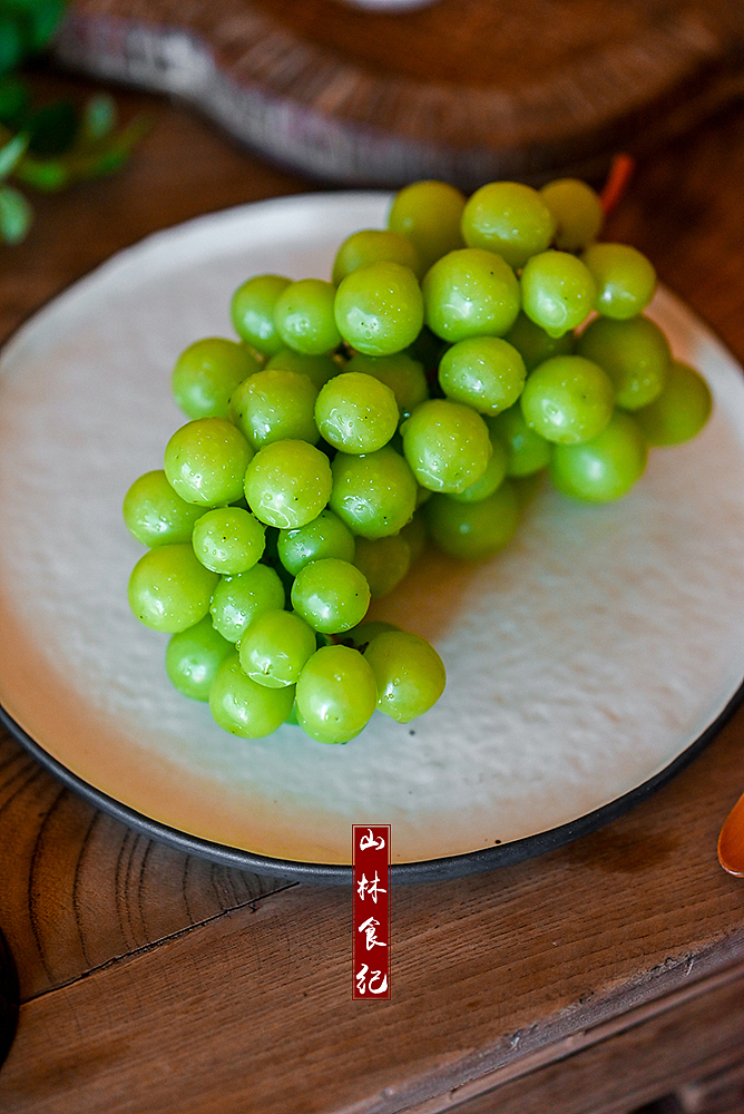 中国风美食摄影 │ 晴王葡萄（图ZMjcwNTcwMzY0） - 美食摄影 - 站酷设计师山林纪原创素材 - 站酷ZCOOL