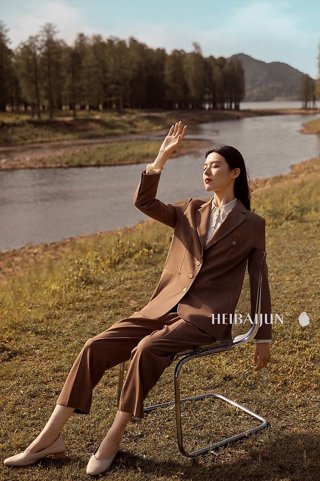 服饰拍摄女模