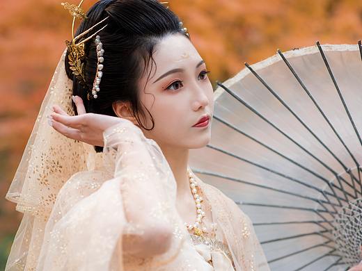 爱晚亭边