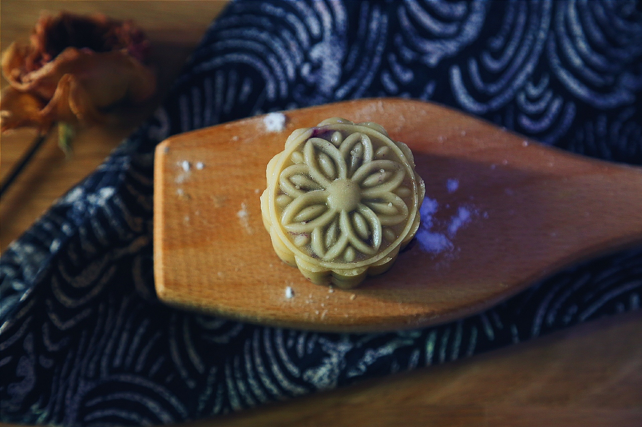 中秋自制月饼（图ZNTc4MTc3MTI=） - 产品摄影 - 站酷设计师张雷09170529原创素材 - 站酷ZCOOL