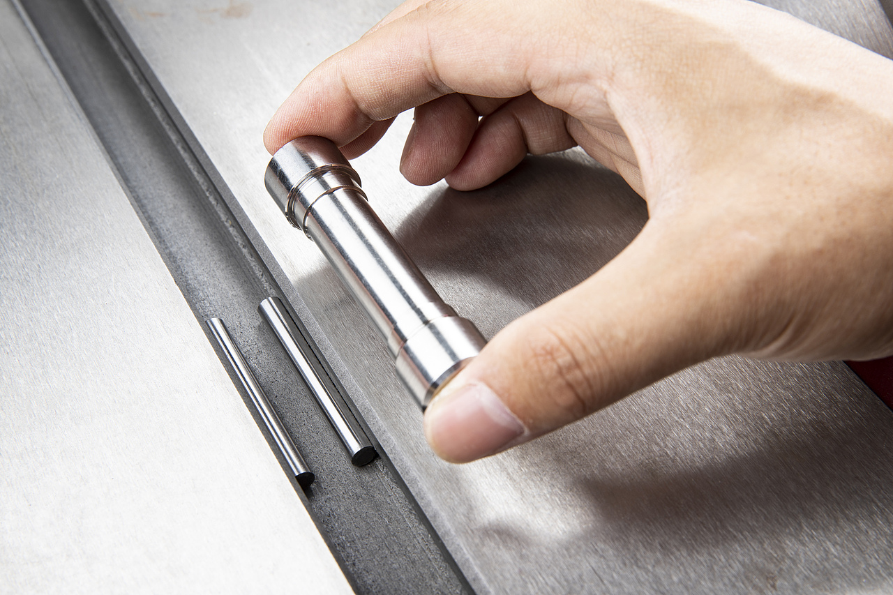 量具使用场景拍摄（图ZMjUzNzQ0NjI4） - 产品摄影 - 站酷设计师狐狸05原创素材 - 站酷ZCOOL