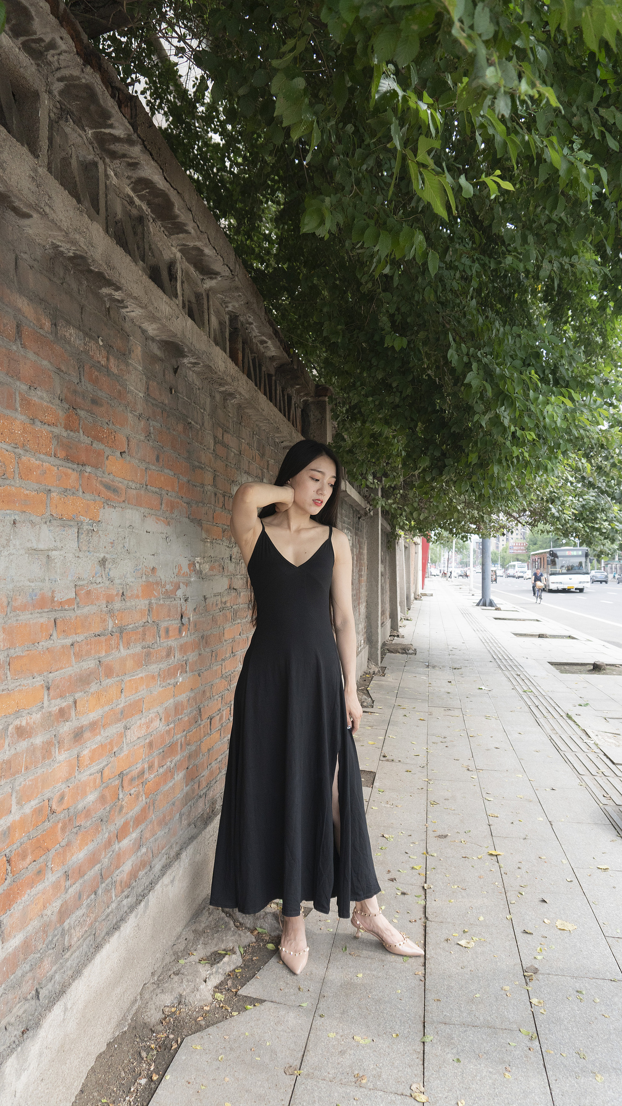 亲密爱人-肚皮舞MV-出境-关爽-视频-谷小松