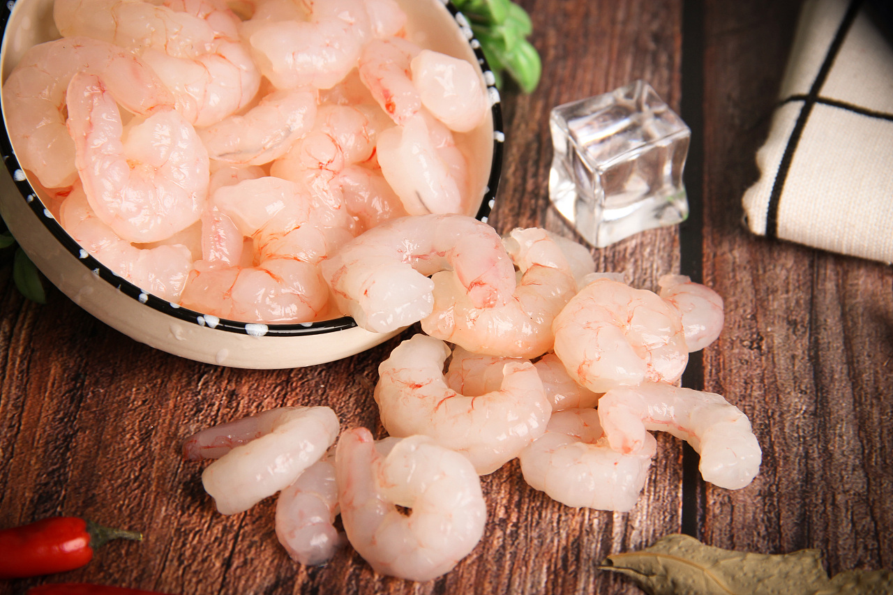 盐水虾的做法,吃盐水虾时的注意事项,盐水虾的营养价值,盐水虾怎么做好吃_齐家网