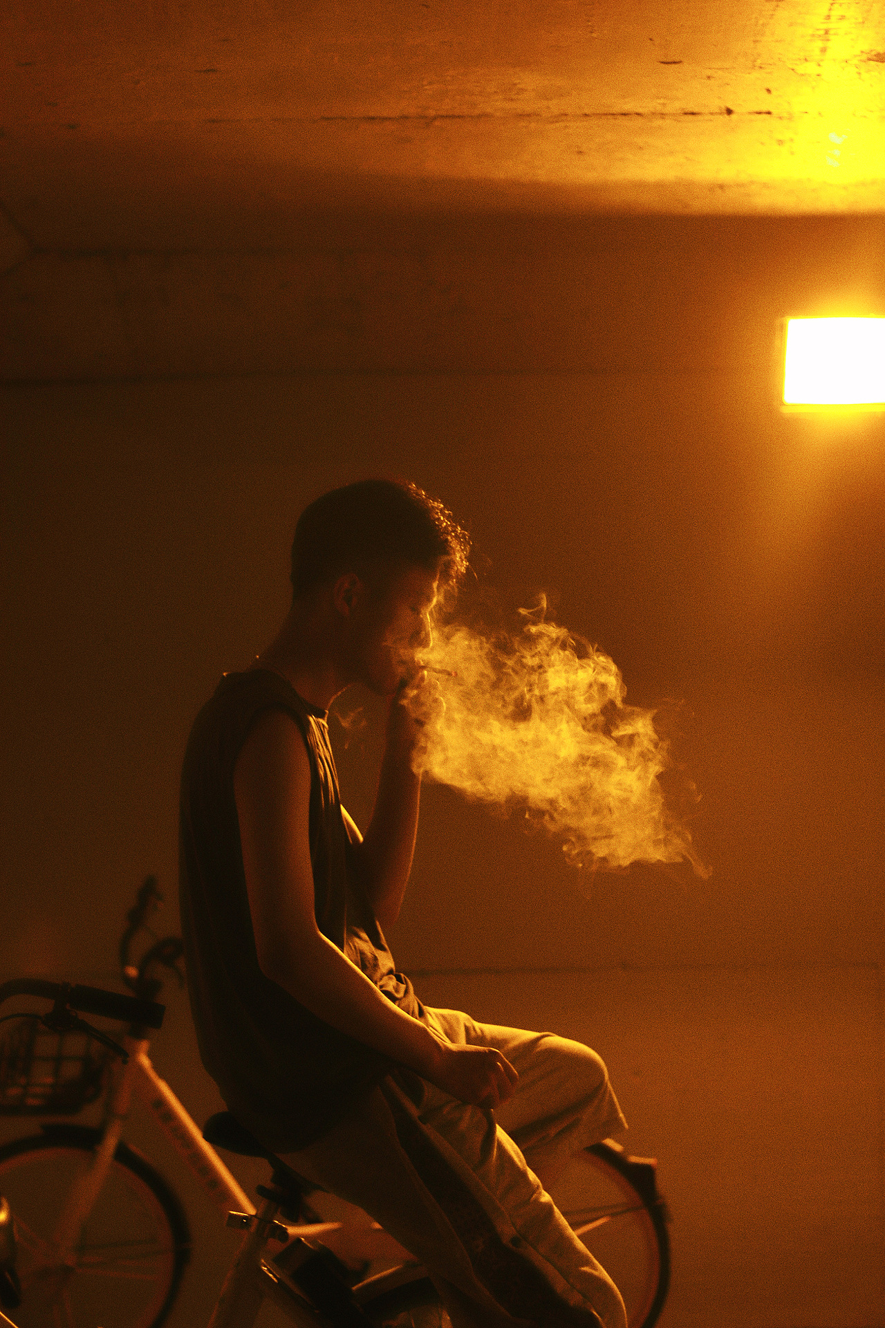 不是叛逆少年丨人像摄影（图ZMjY2MzE5MDQ4） - 人像摄影 - 站酷设计师奶茶桶原创素材 - 站酷ZCOOL