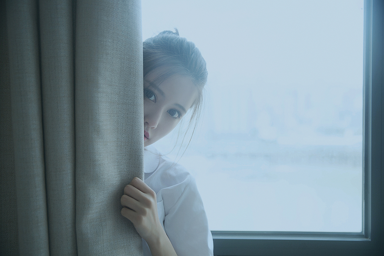 Alone（图ZODcwNzgxMjA=） - 人像摄影 - 站酷设计师ROEMWO原创素材 - 站酷ZCOOL