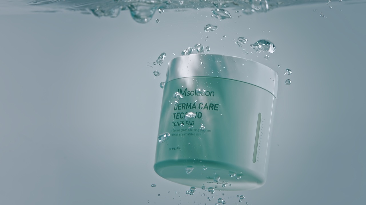 jm化妆品广告截图get