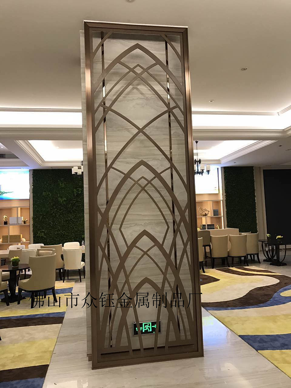 不锈钢板材折弯焊接屏风