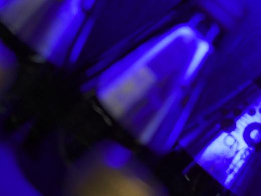 碎片化 | 疫情压迫