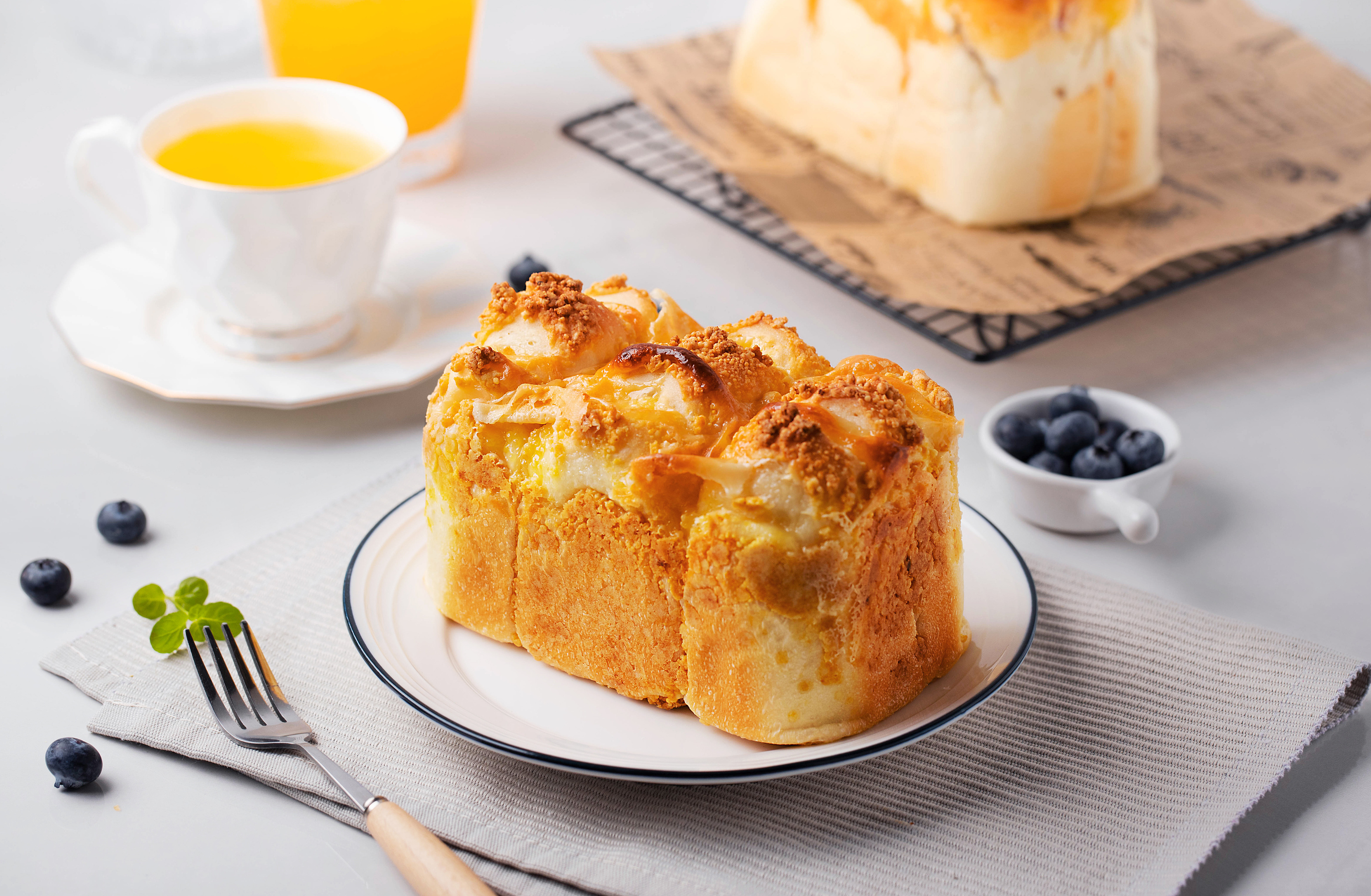 拍了一天的面包|摄影|静物|左手的右手边 - 原创作品 - 站酷 (zcool)