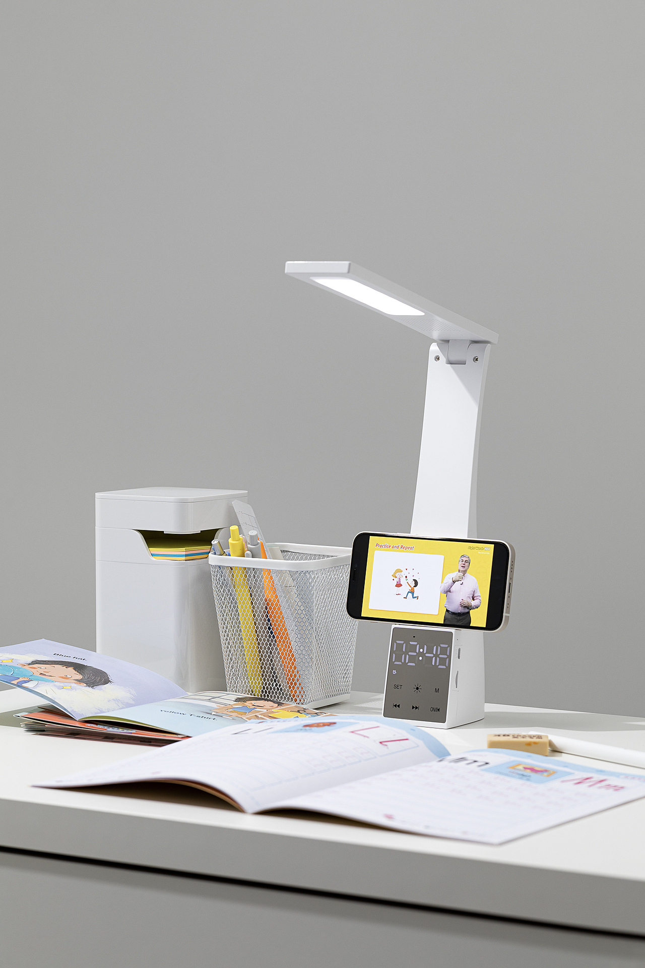 品牌案例丨三合一桌面台灯