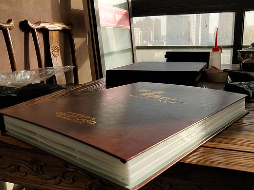塑料翻页色卡制作插卡式色卡本生产翻页插卡色卡本加工