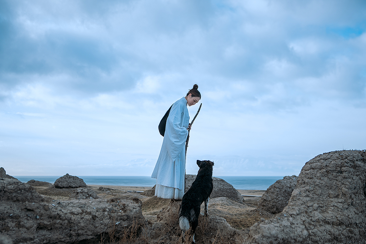 行者（图ZMTYwOTUzNzQ0） - 人像摄影 - 站酷设计师摄影师不可说原创素材 - 站酷ZCOOL