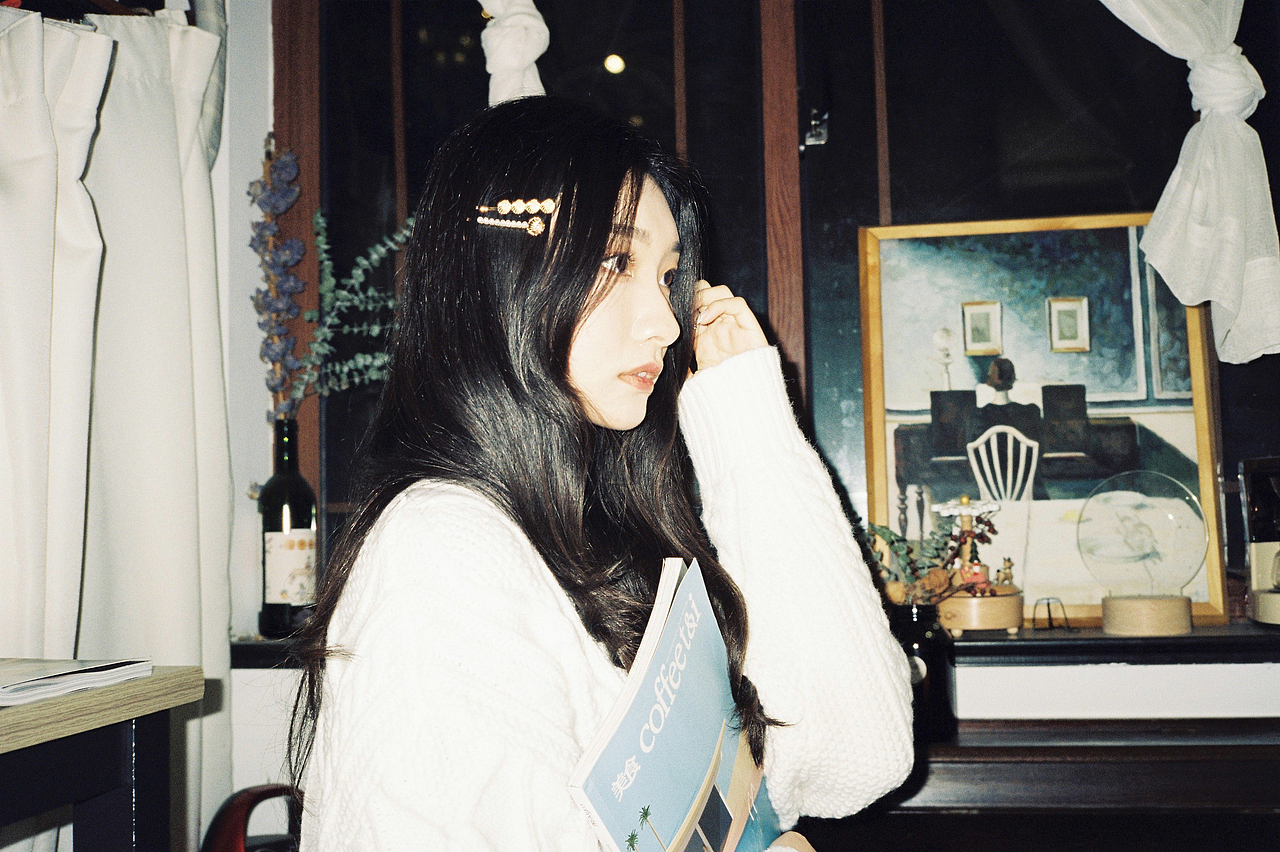 喜欢神游的小姐姐