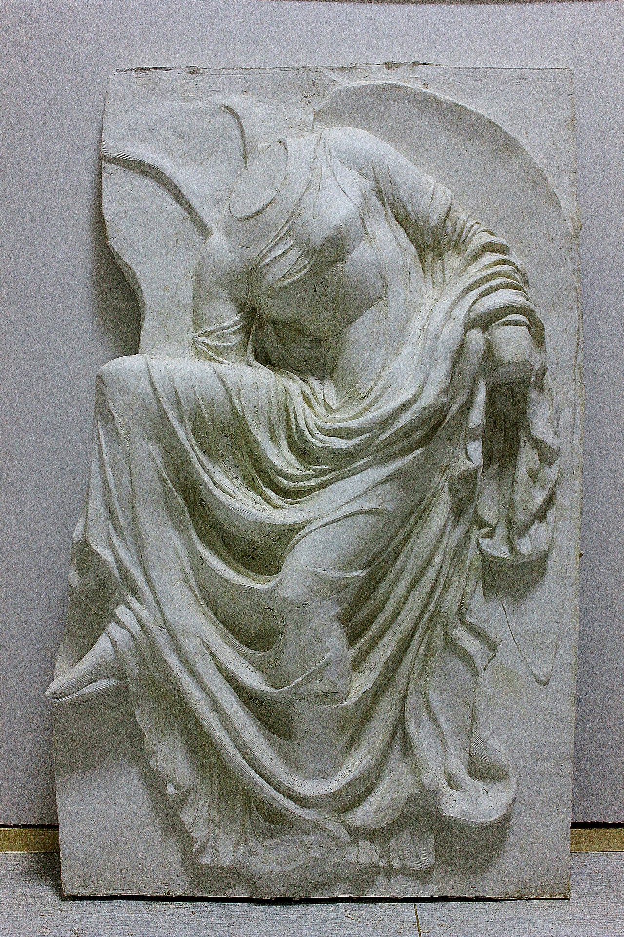 新临摹的一件高浮雕