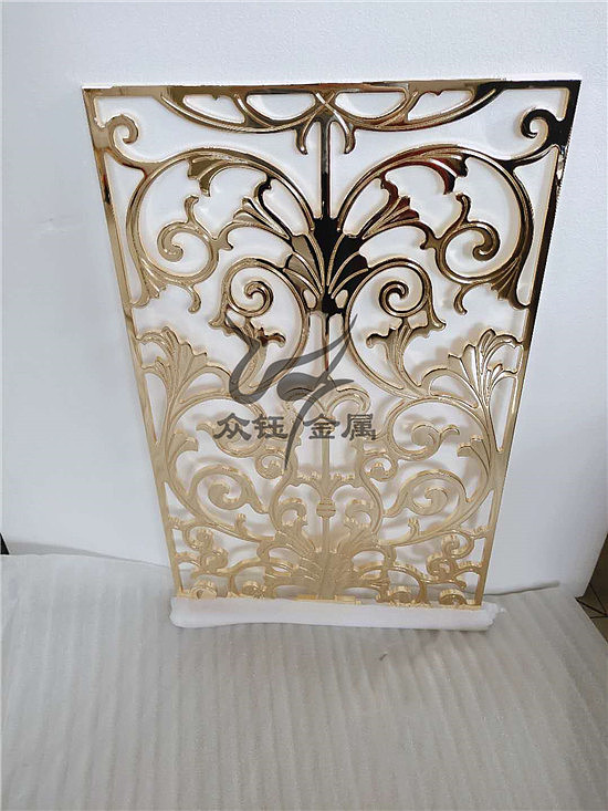 铜雕花墙景壁画 客户小型铜艺雕花屏风壁画