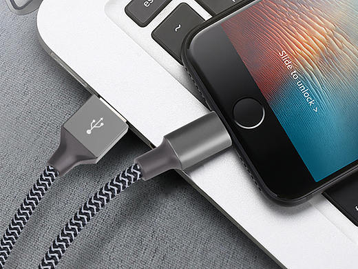 反光线苹果数据线亚马逊图片