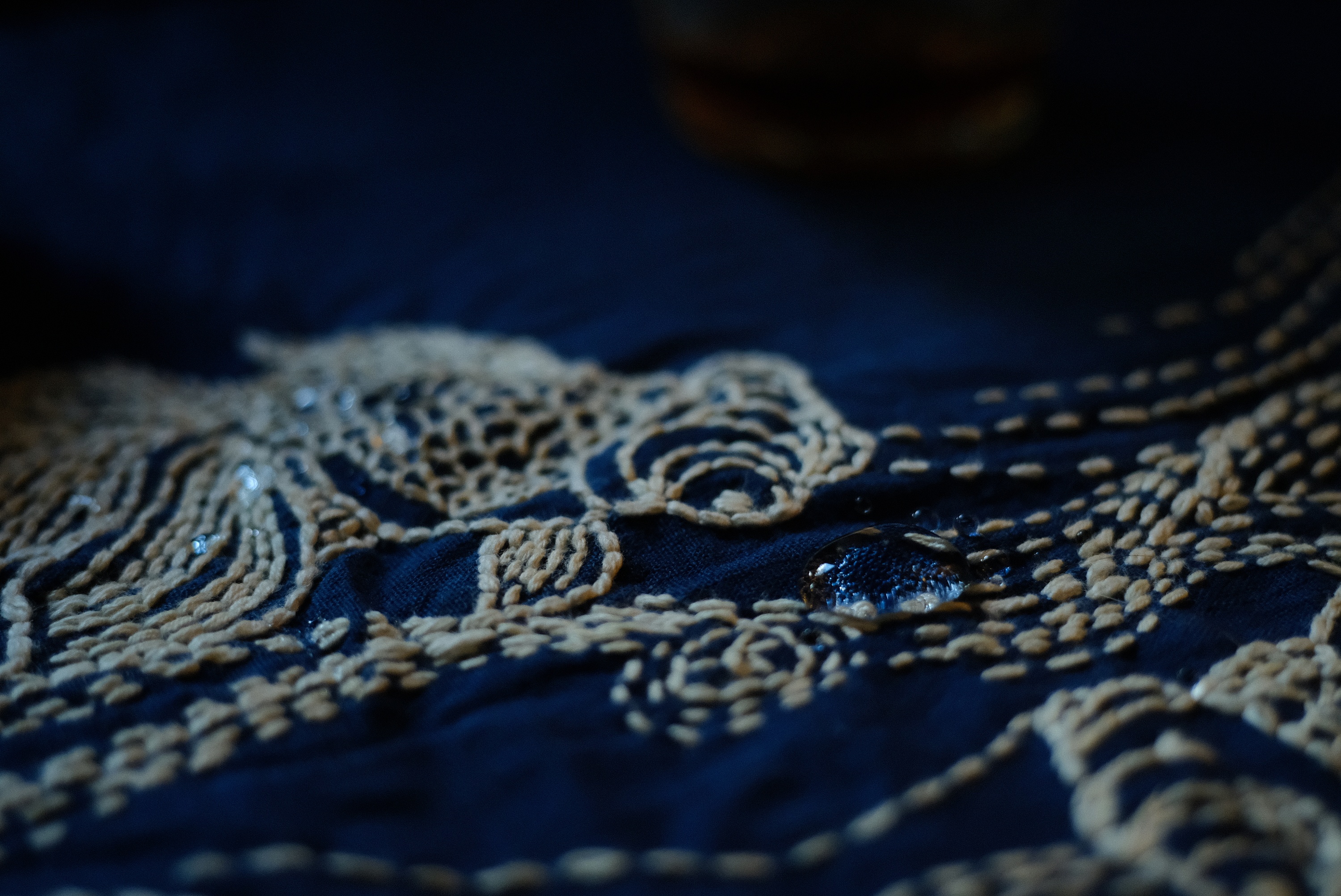 刺绣刺子绣植物蓝染手工茶垫茶席这款名为金玉满堂