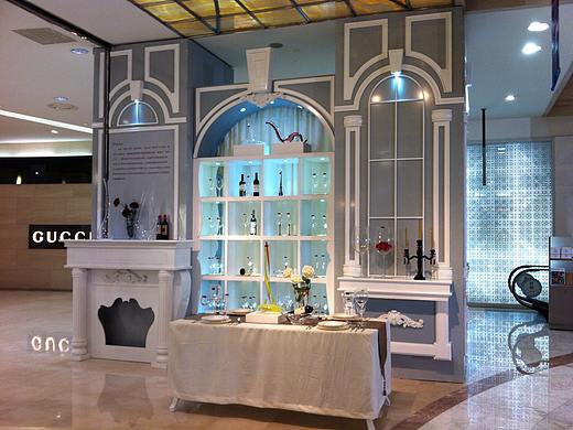 2013商业项目家居节美陈设计