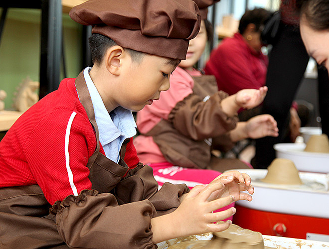 时指间动漫DIY陶艺店怎么样?