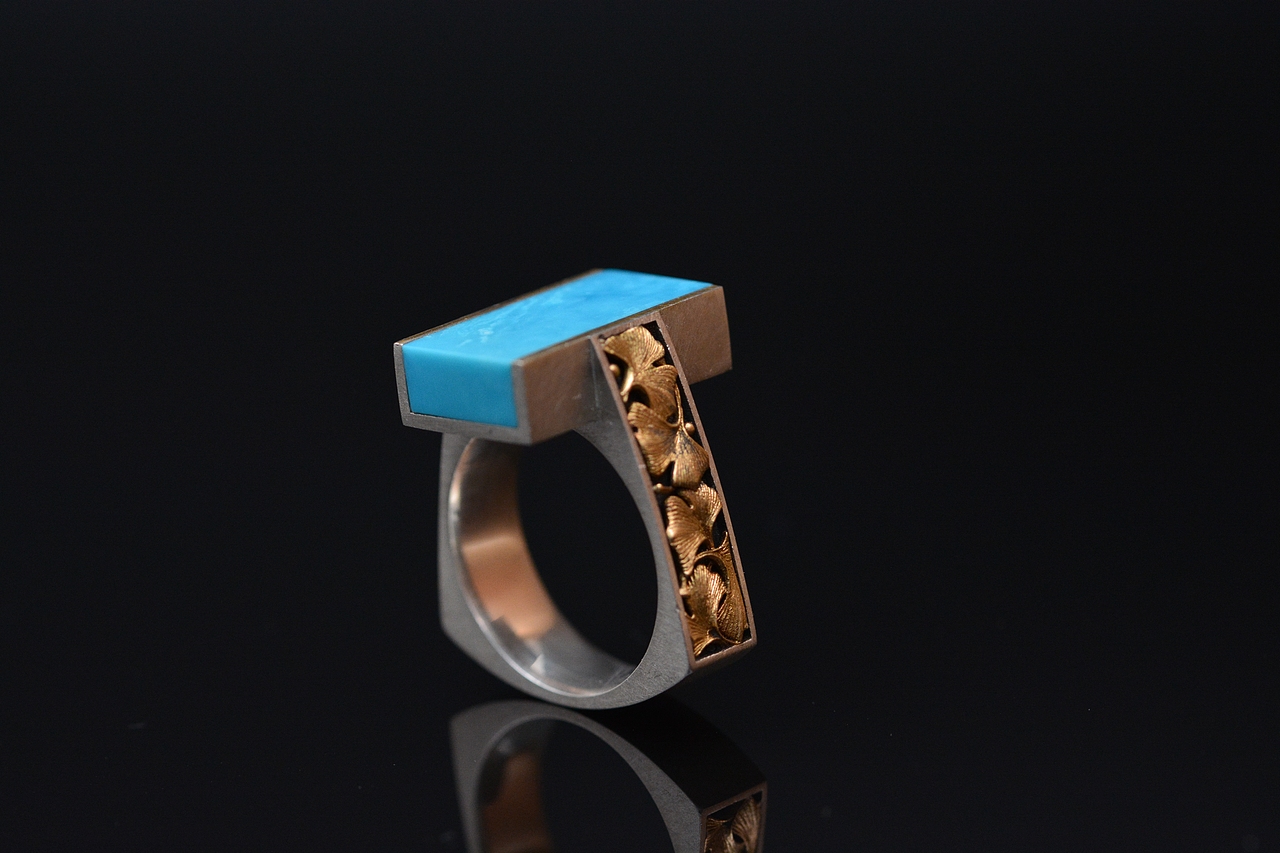 金银错银杏叶戒指 