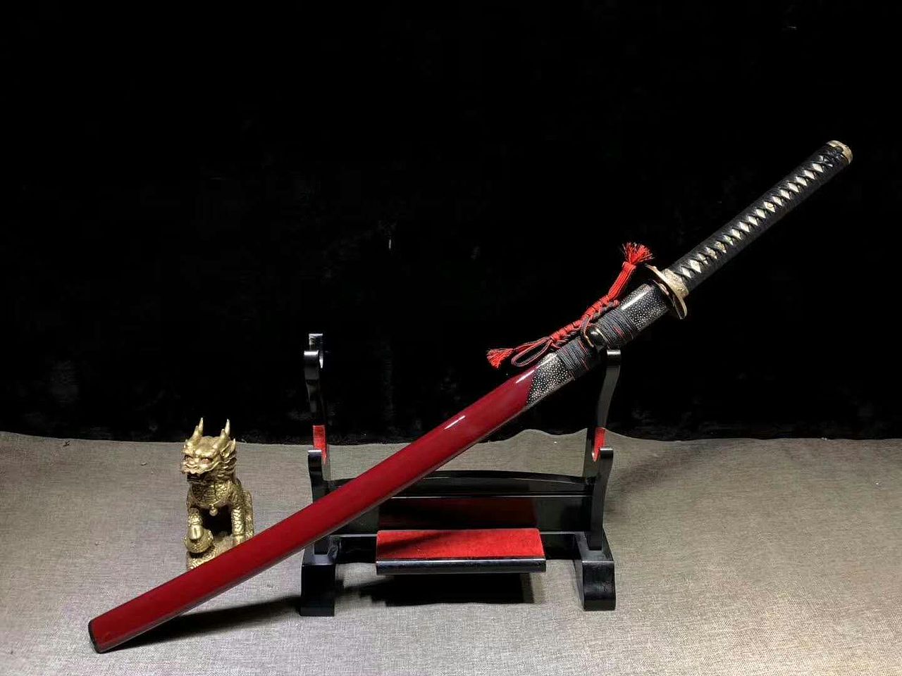 半包鱼皮朱鞘胜虫装 打刀