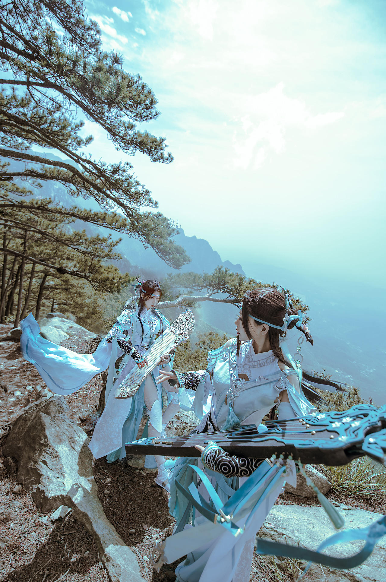 剑网三长歌门琴娘cos~双莫问超帅der!