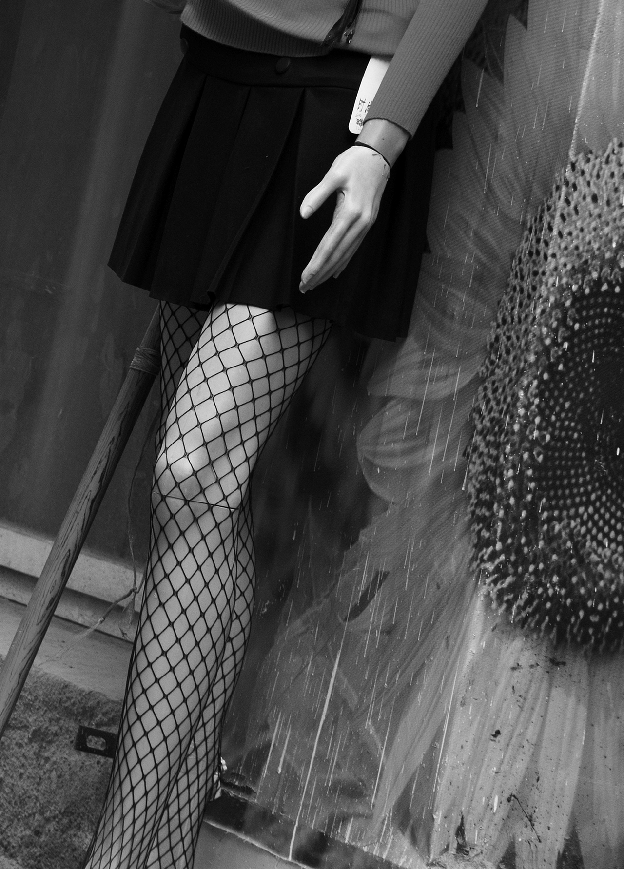 街头——《候》（图ZMTM3MjExNjQ0） - 人文/纪实摄影 - 站酷设计师Solokoala原创素材 - 站酷ZCOOL