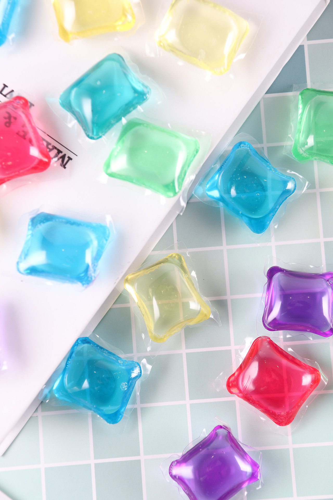 B06洗护用品\C13-衣物清洁护理剂\V01洗衣凝珠