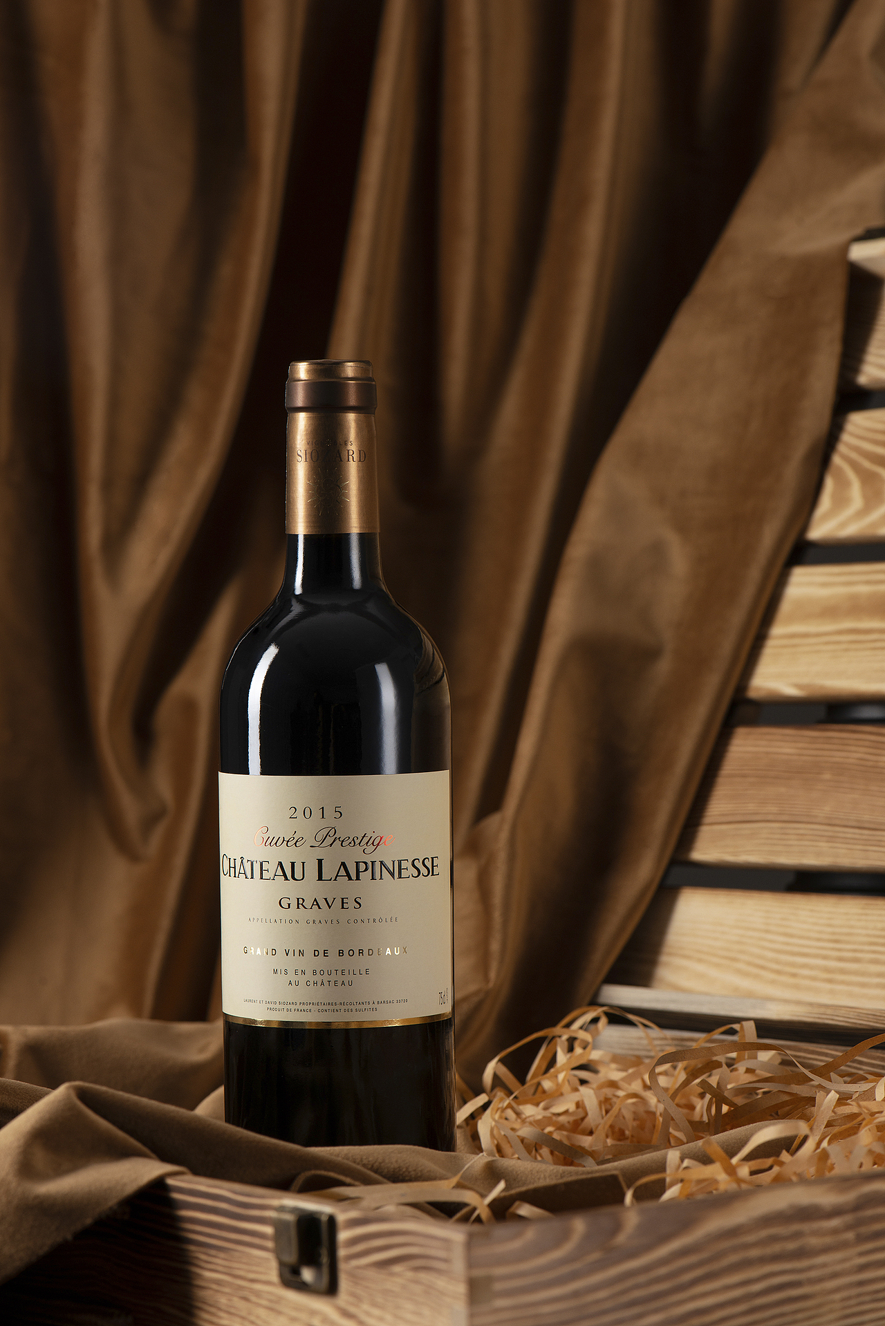 酒水摄影｜圣保利红酒 ✖️ 深白DeepWhite