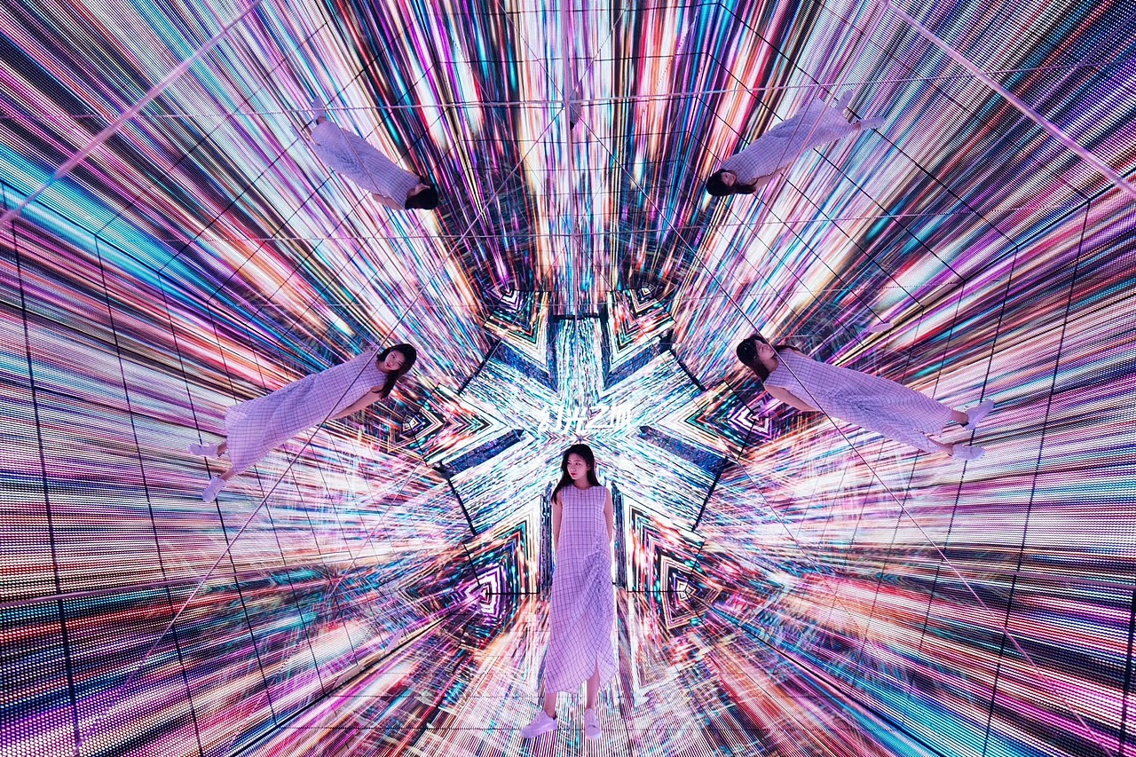 景区游乐网红项目馆《幻光之城》