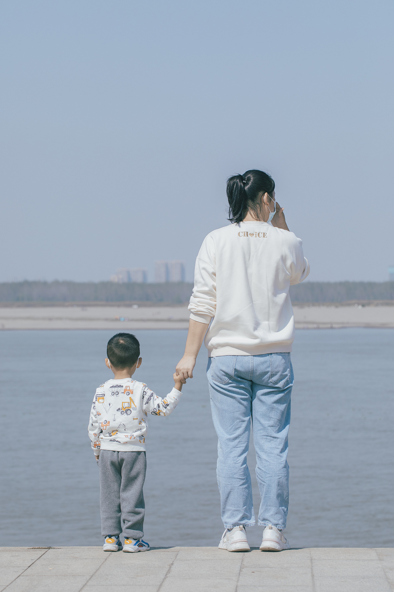 家庭陪伴生活踏青春游情感情绪模仿滨田英明色调（图ZMzQ3NTk5MDAw） - 产品摄影 - 站酷设计师康文斌原创素材 - 站酷ZCOOL